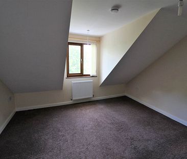 2 Bedroom Duplex For Rent - Photo 5