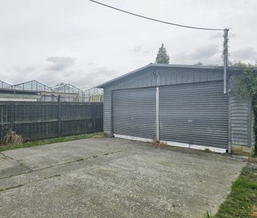 Family home for rent in the Drury countryside - Photo 1