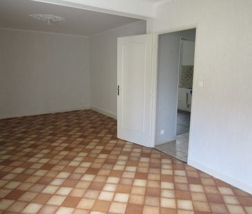 Maison de 81.00m2 à LA CHAPELLE-MONTLIGEON - Photo 5