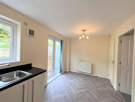 3 bedroom townhouse to rent - Photo 5