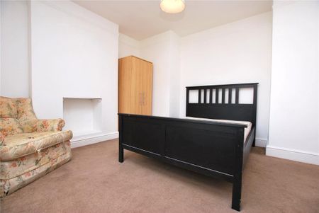 5 bedroom semi-detached house to rent - Photo 4