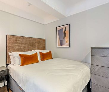 Fulham Road, South Kensington, SW3 6SH, London - Photo 2