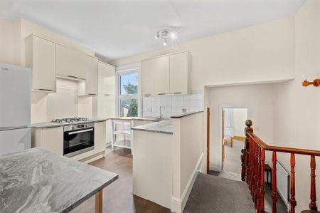 1 bedroom flat to rent - Photo 5