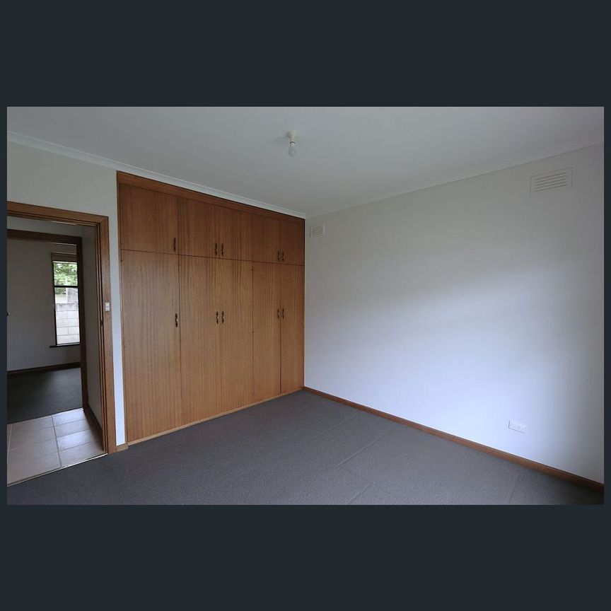 1/4 Mark Street, Mount Gambier, SA 5290 - Photo 1