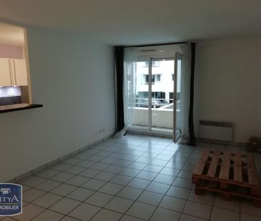 Location Appartement 3 pièces 67m² BORDEAUX 33300 - Photo 2