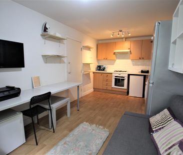 5 bedroom apartment to rent - Photo 1