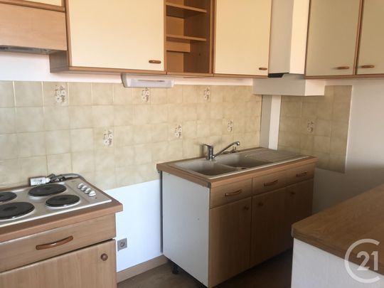 Location Appartement 2 pièces 41m² BRESSOLS 82710 - Photo 1