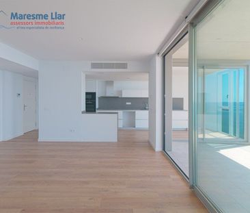 Piso de alquiler en Passeig de Marina, Centre - Photo 2