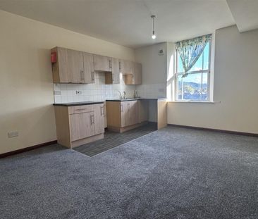 West Park Terrace, Scarborough - Photo 6