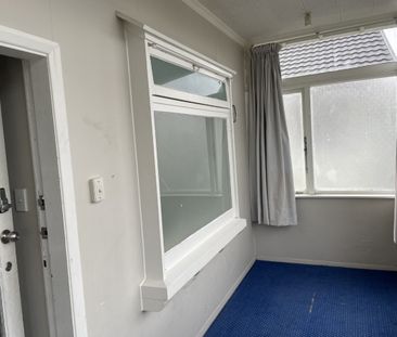 15B Hankey Street (Upper), Mount Cook - Photo 5
