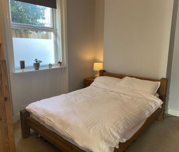 1 Bed Flat, Albert Road, SE25 - Photo 1