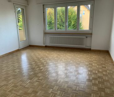 Ihre neue Familienwohnung mit Wiese für die Kinder - Photo 2