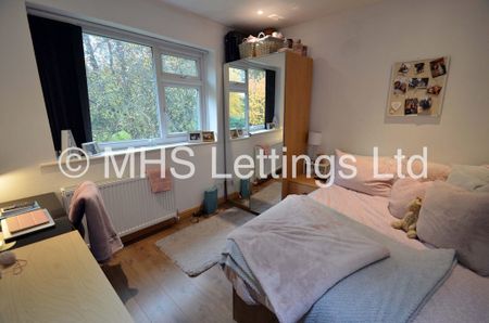 3 Bedroom Ground Floor Flat for rent in The Poplars - Photo 3