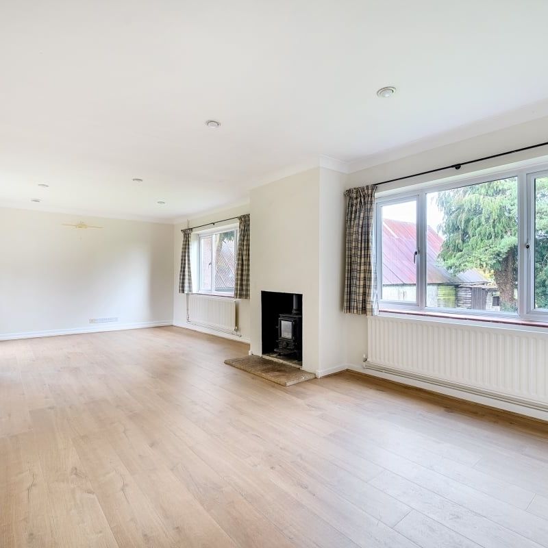 3 bedroom bungalow to rent - Photo 1