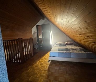 Appartement de 2.5 pièces mansardé au duplex au 3ème étage - Photo 4