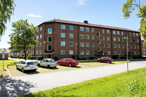 Ljuragatan 99 - Photo 1