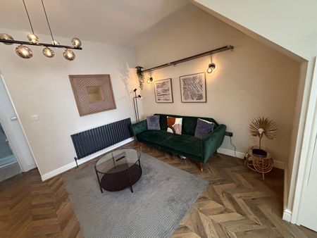 1 Bed Flat, Dawes Road, SW6 - Photo 3