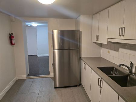 For Lease - 24 Falaise Road, Toronto, Ontario - Photo 4