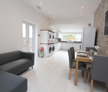 7 bedroom house of multiple occupation to rent - Photo 6