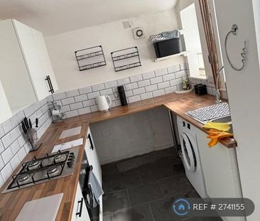 1 bedroom in a house share to rent - Photo 6