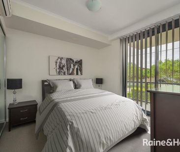 Modern, Convenient & Low-Maintenance Living! - Photo 4