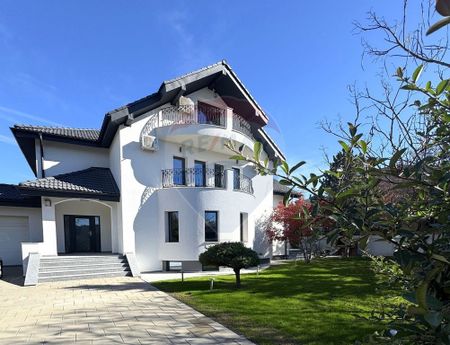 Vila individuala, 7 camere, 2 garaje, curte - Pipera, Cor... - Fotografie 2