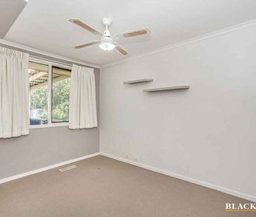 Charming 3-Bedroom Home in Higgins - Photo 5