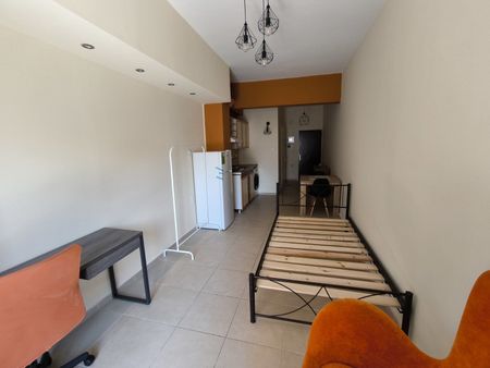 Studio/Γκαρσονιέρα για ενοικίαση Παντοκράτορος - Αρχαίο Ωδείο (Πάτρα) - Φωτογραφία 4