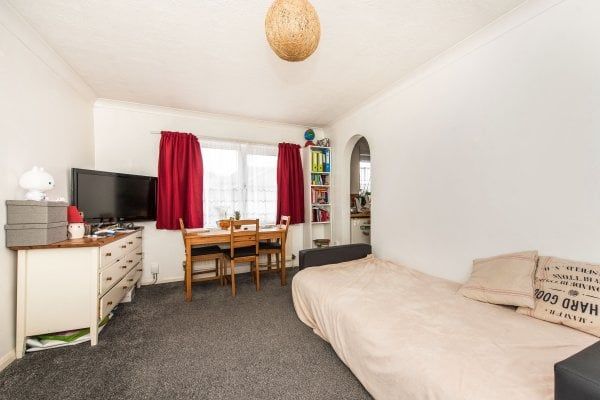 Park Road, Guildford - Photo 1