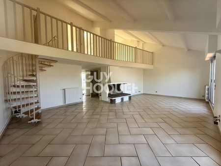 Location Appartement 5 pièces 101m² - Photo 4