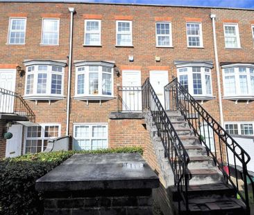 2 bedroom maisonette to rent - Photo 5