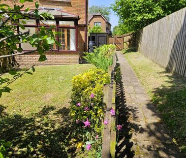 2 bedroom terraced house to rent - Photo 6