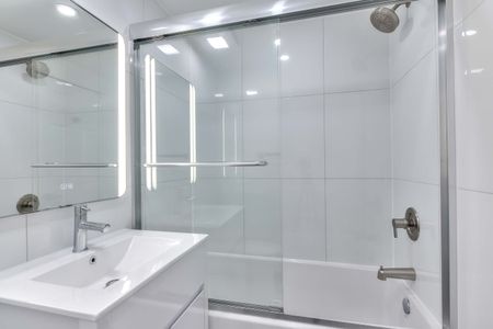 1900 avenue Lincoln - Cozy Studio Apartment for Rent - Photo 5