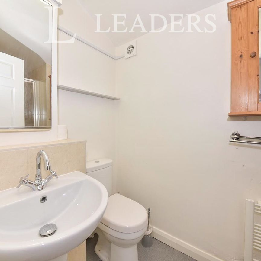 1 bedroom semi detached to rent Huntly Grove, Peterborough, PE1 - Photo 1