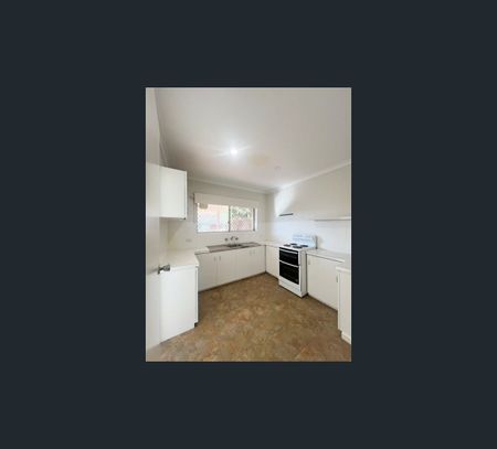 Unit 2/21 Morton St, Queanbeyan, NSW 2620 - Photo 5