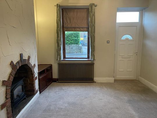 2 bedroom terraced house to rent - Photo 1