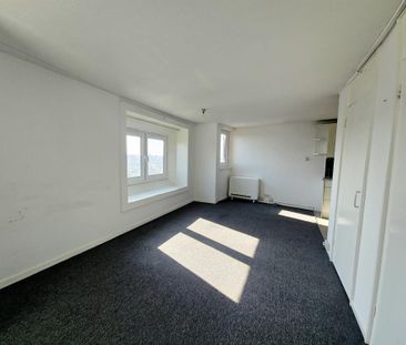 Studio to rent - Photo 6