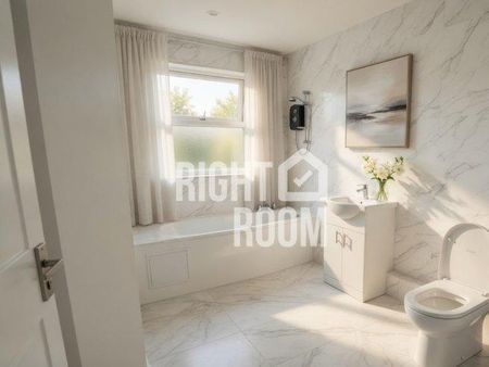 1 bedroom in a house share to rent - Photo 4