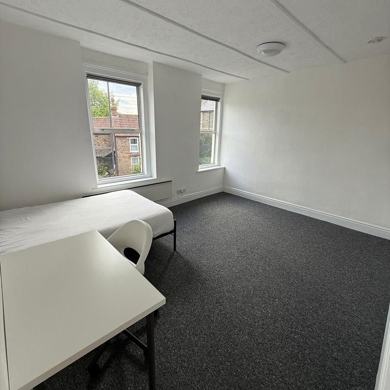 2 bedroom house share to rent - Photo 1