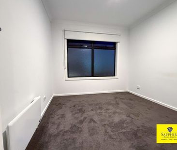 Modern Townhouse in Prime Wollert Location! Available Now! - Photo 3