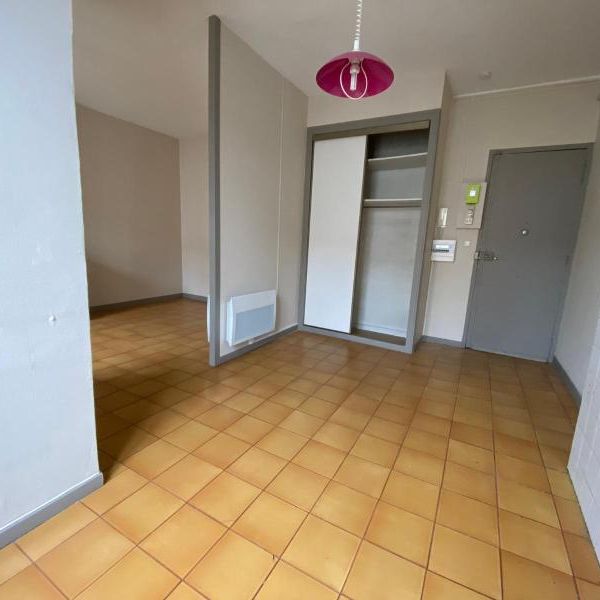 : Appartement 30.0 m² à SAINT ETIENNE - Photo 1