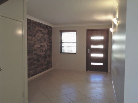 Fully Ducted Air-conditioning in Secure Complex - Photo 2