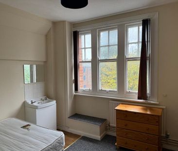 6 bedroom house share to rent - Photo 1