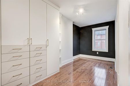 Semi-Detached Home For Lease | E8137150 - Photo 4