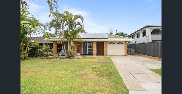 Coastal Living in a Prime Location - Photo 1