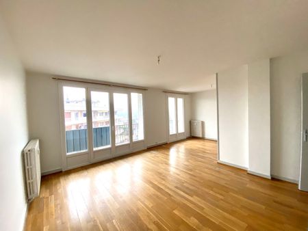 Location Appartement 3 pièces 75m² - Photo 3