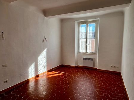 Location Maison 3 pièces 81m² - Photo 4