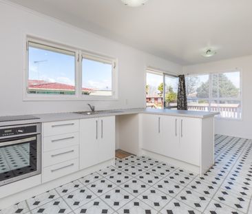 Randwick Park Family Home - Photo 6