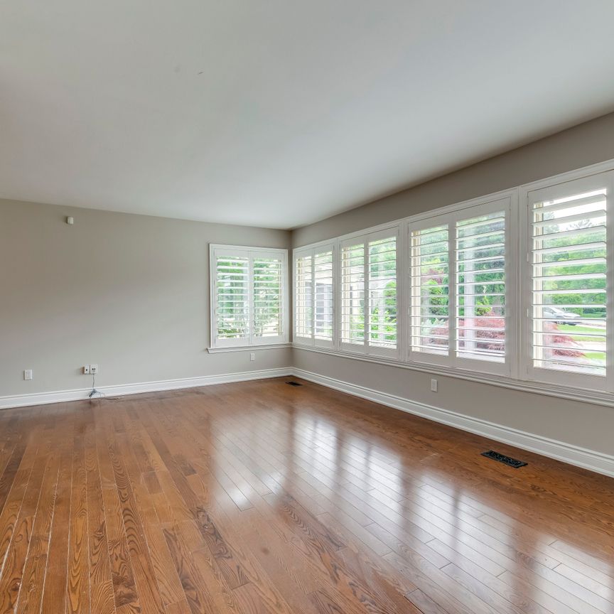 For Lease - 1266 Lambeth Road, Oakville, Ontario - Photo 1