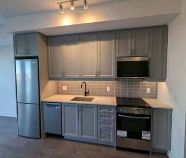 For Lease - 2343 Khalsa Gate Unit# 527, Oakville, Ontario - Photo 2